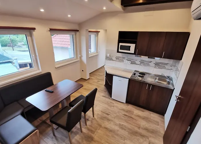 מלון דירות Termal Apartmanhaz